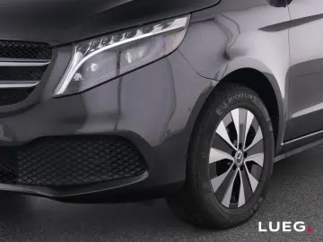 MERCEDES-BENZ V 300 d 4M Pano Burm LED-ILS AHK Sthzg…