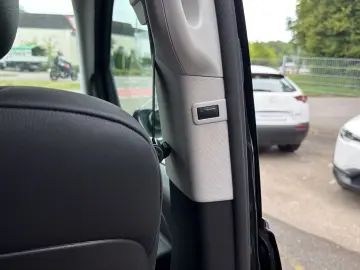 MERCEDES-BENZ V 300 d extralang 4M AVANTGARDE el.Tür…
