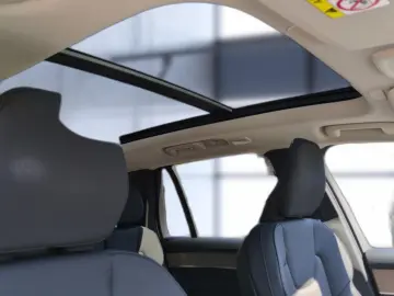 VOLVO XC90 T8 Recharge Plus Bright Plug-In Hybrid AWD