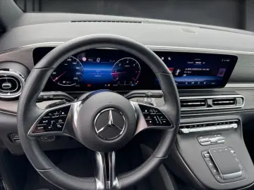 MERCEDES-BENZ V 300 d 4M AVANTGARDE Extralong 8-Seat…