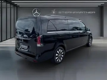 MERCEDES-BENZ V 300 d 4M AVANTGARDE Extralong 8-Seat…