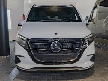 MERCEDES-BENZ V 300 Style lang 4x4 AHK Distr Liegepaket 360