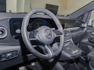 MERCEDES-BENZ V 300 Style lang 4x4 AHK Distr Liegepaket 360