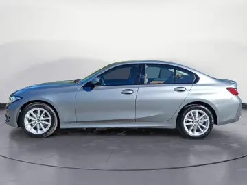 BMW 318i Automatik Navi Tempom.aktiv Bluetooth PDC M