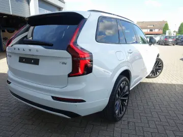VOLVO XC90 Plus T8 AWD Plug-in Hybrid Pano H&K Head-UP