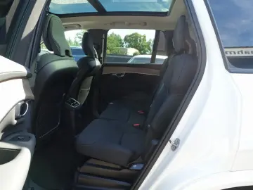 VOLVO XC90 Plus T8 AWD Plug-in Hybrid Pano H&K Head-UP