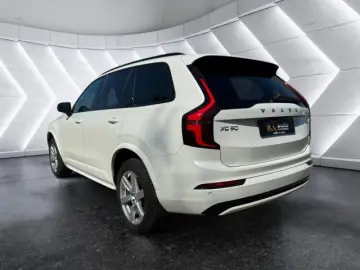 VOLVO XC90 Recharge Plug-In Hybrid T8 AWD Plus Dark 8-