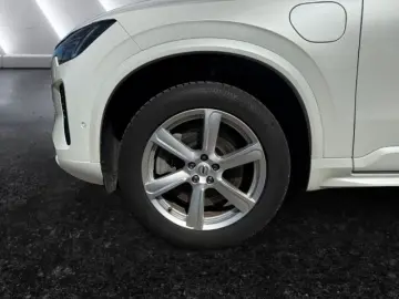 VOLVO XC90 Recharge Plug-In Hybrid T8 AWD Plus Dark 8-