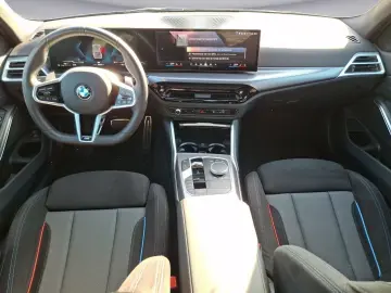 BMW 318i Automatik M SPORT Live Cockpit Plus Parking