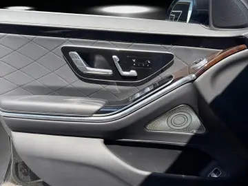 MERCEDES-BENZ S450e L AMG Exclu HAL 4xMemo Sitzklima…