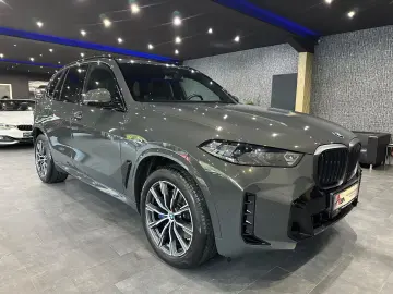 BMW X5 30d xDrive M Sport Pro  SkyLounge  Individual