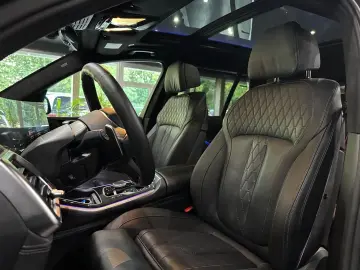 BMW X5 30d xDrive M Sport Pro  SkyLounge  Individual