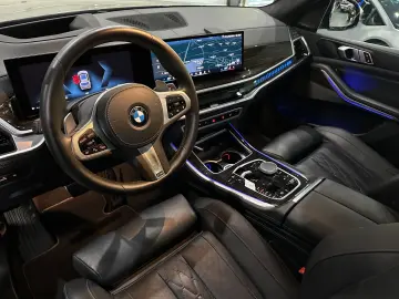 BMW X5 30d xDrive M Sport Pro  SkyLounge  Individual