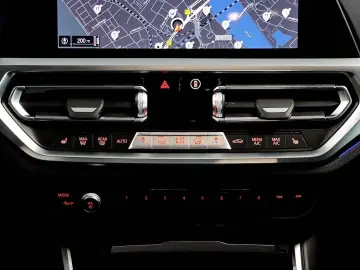 BMW 320i M Sport Live Cockpit Professional Kamera Kl