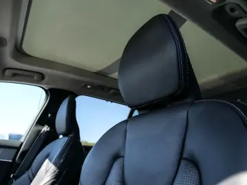VOLVO XC90 FACELIFT Ultra Dark Recharge Plug-In Hybrid
