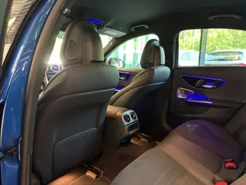 MERCEDES-BENZ C 300 d BURMESTER AHK NIGHT AMG LED MEMORY