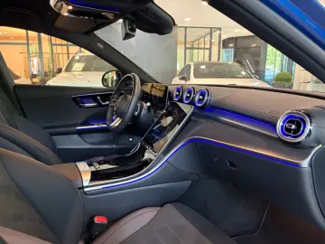 MERCEDES-BENZ C 300 d BURMESTER AHK NIGHT AMG LED MEMORY