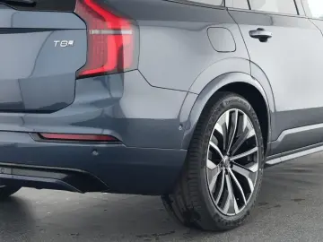 VOLVO XC90 FACELIFT Plus Dark Recharge Plug-In Hybrid