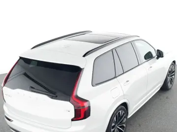 VOLVO XC90 FACELIFT Plus Dark Recharge Plug-In Hybrid