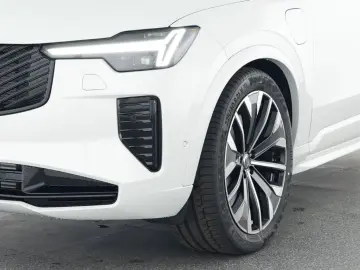 VOLVO XC90 FACELIFT Plus Dark Recharge Plug-In Hybrid