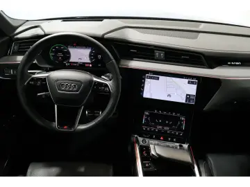 AUDI Q8 Sportback 55 SLine e-tron Matrix Ventilation 360 B&O