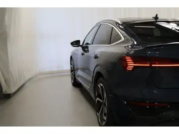 AUDI Q8 Sportback 55 SLine e-tron Matrix Ventilation 360 B&O