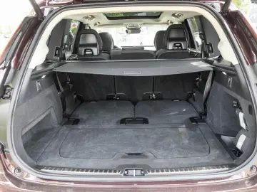 VOLVO XC90 T8 AWD Plus Dark Reskin NP 95.590 -  PANO H