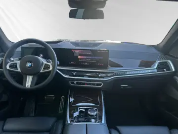 BMW X7 xDrive40d Inkl. € 1.190 Zubehörbonus  M Sport
