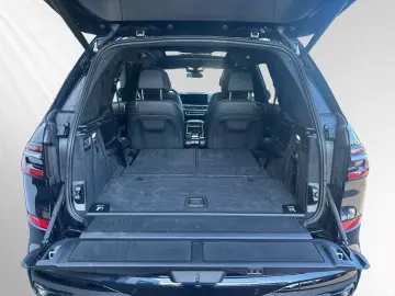 BMW X7 xDrive40d Inkl. € 1.190 Zubehörbonus  M Sport