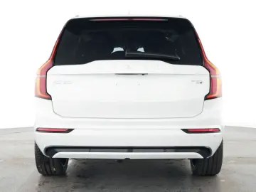 VOLVO XC90 FACELIFT Ultra Dark Recharge Plug-In Hybrid