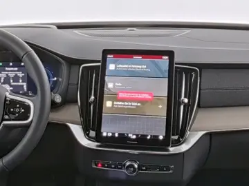 VOLVO XC90 FACELIFT Ultra Dark Recharge Plug-In Hybrid
