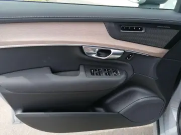 VOLVO XC90 T8 AWD Recharge  Plus Bright 360  HUD PANO