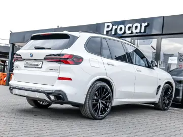 BMW X5 xDrive40d M Sport HUD PANO ACC AHK 360 KAM