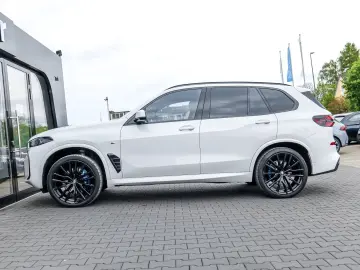 BMW X5 xDrive40d M Sport HUD PANO ACC AHK 360 KAM