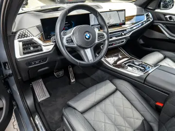 BMW X5 xDrive30d M Sport HUD PANO ACC AHK 360 KAM