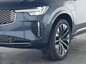 VOLVO XC90 T8 AWD Ultra Bright ACC AHK HUD AKTIVSITZE