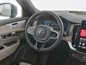 VOLVO XC90 T8 AWD Ultra Bright ACC AHK HUD AKTIVSITZE