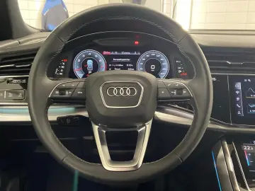 AUDI Q8 55 TFSI Qu Matrix SoftClose 360