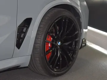 BMW X5 XDrive50e M-Sport Pro 489pk   AKRAPOVIC