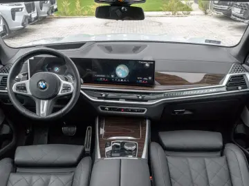BMW X5 30d M SPORT.PANO.LUFTF.SOFTC.HUD.LHZ.360.AHK
