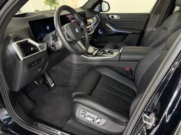 BMW X5 30d xDrive M Sport Pro  B&W   Sky-Dach  AHK