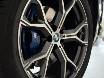 BMW X5 30d xDrive M Sport Pro  B&W   Sky-Dach  AHK