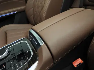 BMW X5 xDrive40d   M-Sportpakket LED   HUD   Schiebe