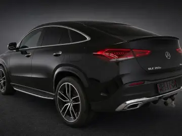 MERCEDES-BENZ GLE 350 e Coupe 3x AMG SPORT LUFT PANO…