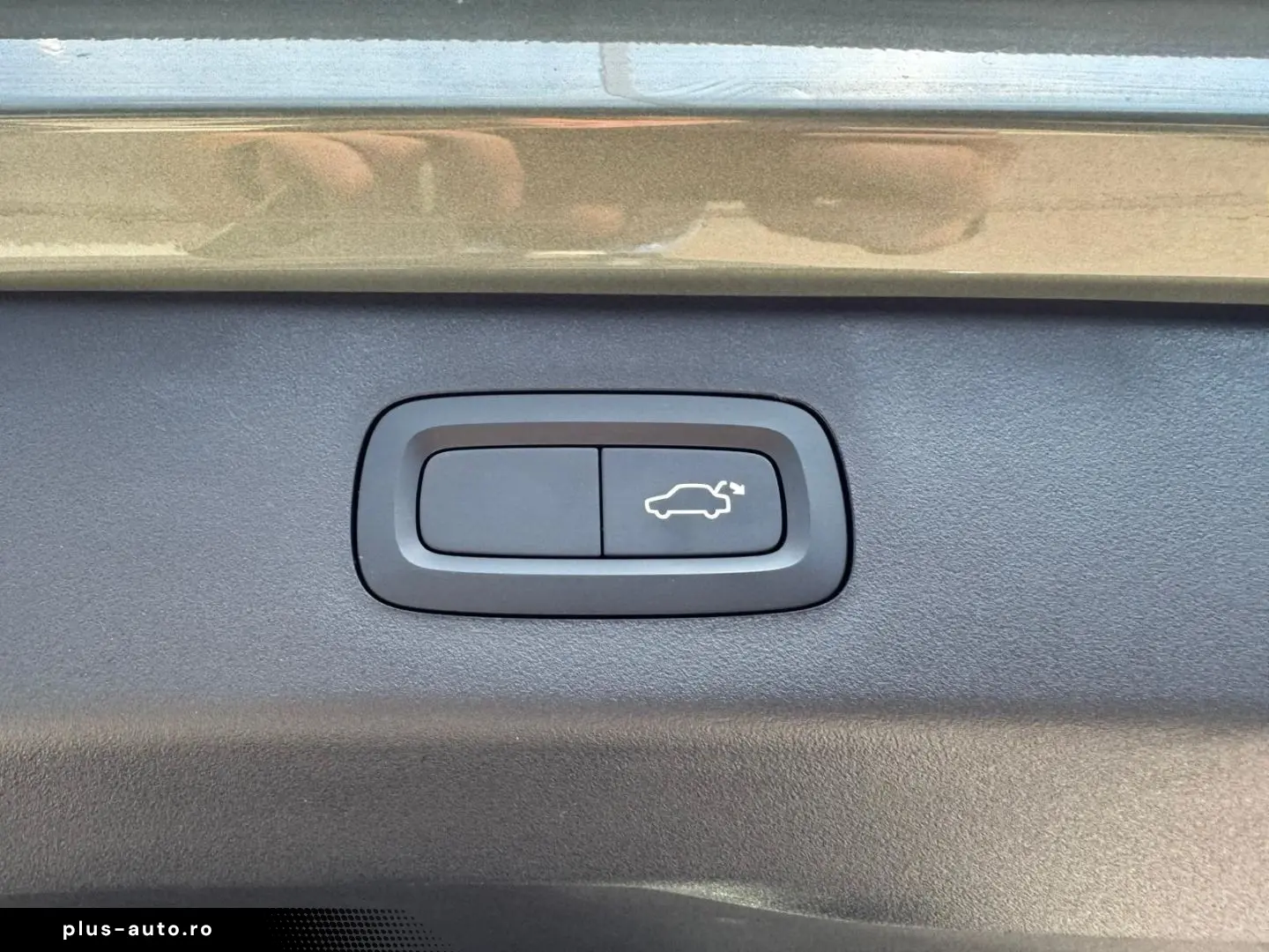 LYNC AND CO 01 More   TOP   PlugIn-Hybrid   4 Jahre Garantie