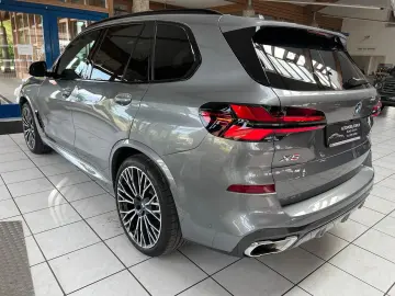 BMW 40 d xDrive M Sport  Pano AHK H&K Innovation