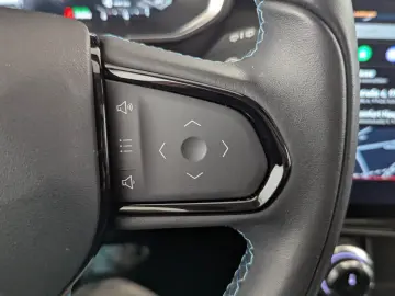LYNC AND CO 01 1.5T PHEV (EURO 6d) LED NAVI PANO ACC 360