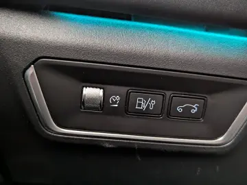 LYNC AND CO 01 1.5T PHEV (EURO 6d) LED NAVI PANO ACC 360