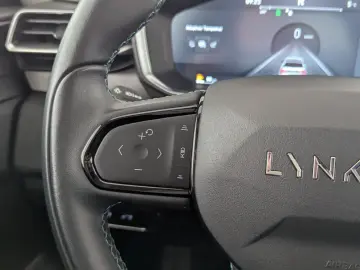 LYNC AND CO 01 1 5TD PHEV (EURO 6d) LED NAVI ACC PANO
