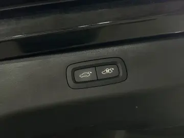 LYNC AND CO 01 1.5 192KW 01 PHEV DCT PANO ACC 360 MEMORY LED